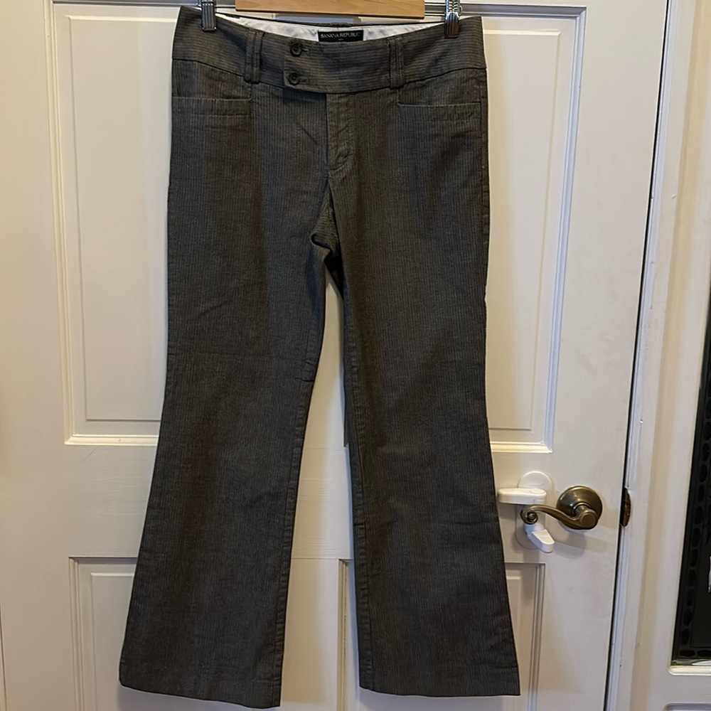 Grey textured pant
